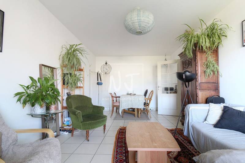 Déjà loué - APPARTEMENT A LOUER ANGERS 49000 SAINT LEONARD 1 CHAMBRE AVEC BALCON ET GARAGE